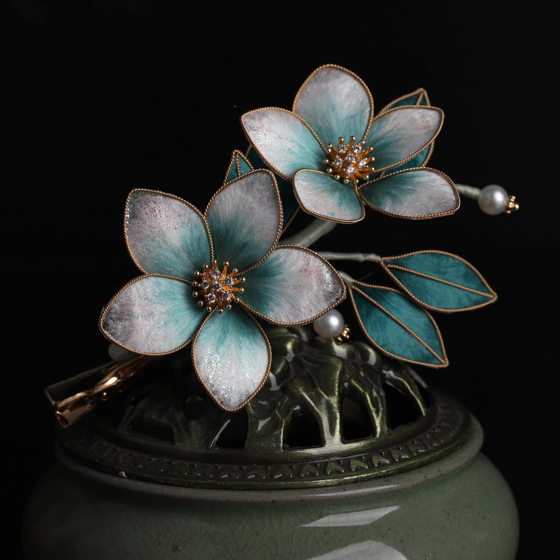 Floral Hair Clip flower detail