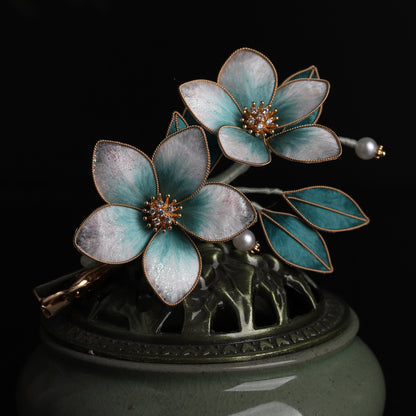 Floral Hair Clip flower detail