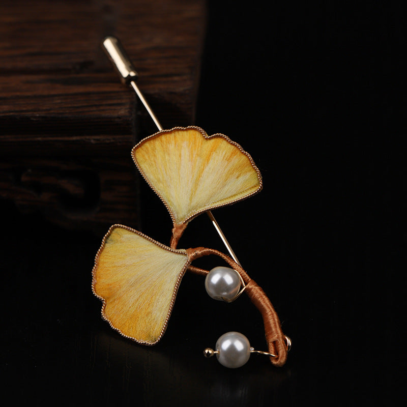 Ginkgo Brooch close up detail